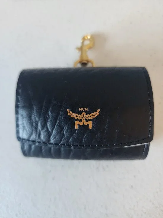 MCM Air Pod Case "NEW" - Picture 3 of 14